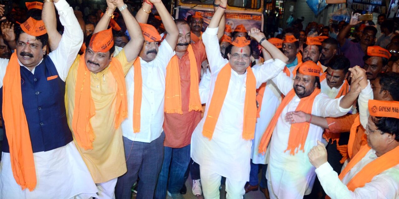 ಗಣೇಶ ವಿಸರ್ಜನೆ ಮೆರವಣಿಗೆಯಲ್ಲಿ ಡ್ಯಾನ್ಸ್ ಮಾಡಿದ ಕೇಂದ್ರ ಸಚಿವ