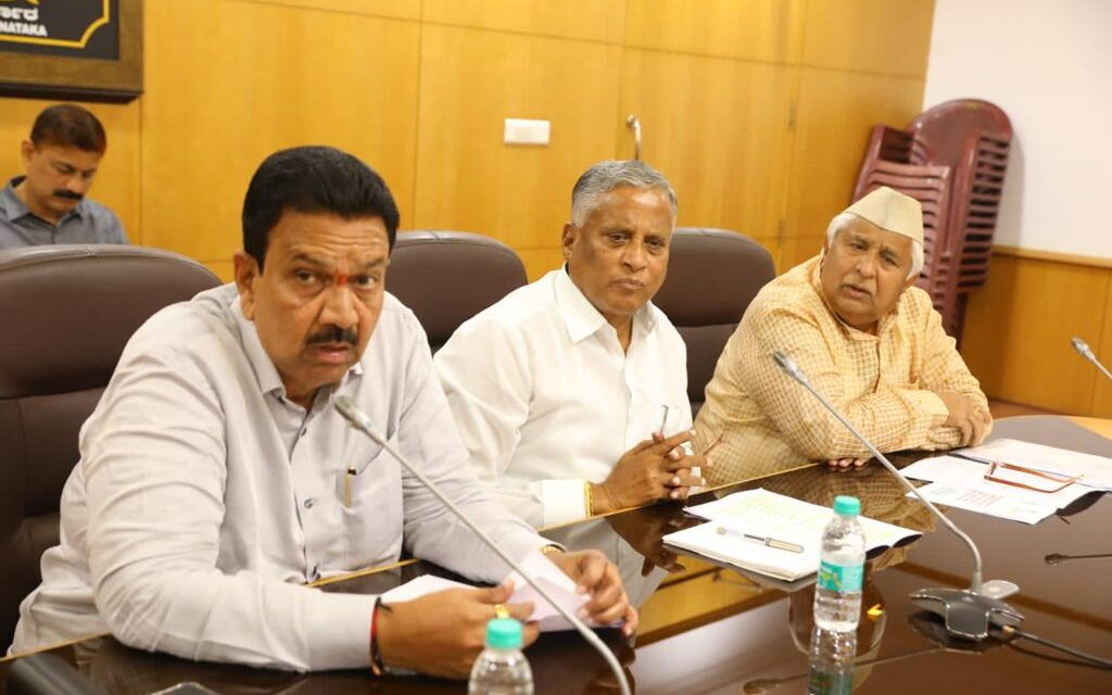 ಗದಗ ಬೆಟಗೇರಿಯ ವಸತಿ ಯೋಜನೆಗಳ ಪ್ರಗತಿ ಪರಿಶೀಲನೆ