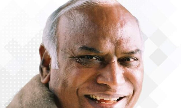 7897 ಮತ ಪಡೆದ ಮಲ್ಲಿಕಾರ್ಜುನ ಖರ್ಗೆ AICC ಅಧ್ಯಕ್ಷರಾಗಿ ಆಯ್ಕೆ