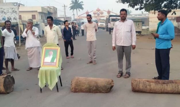 2850 ರೂ. ಬೆಲೆ ನಿಗದಿ ಭರವಸೆ; ಕಬ್ಬು ಬೆಳೆಗಾರರ ಹೋರಾಟ ಸುಖಾಂತ್ಯ