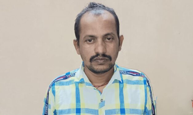 ಲಂಚ ಸ್ವೀಕರಿಸುತ್ತಿದ್ದಾಗ ಲೋಕಾಯುಕ್ತರ ಬಲೆಗೆ ಬಿದ್ದ ಲೆಕ್ಕ ಪರಿಶೋಧಕ