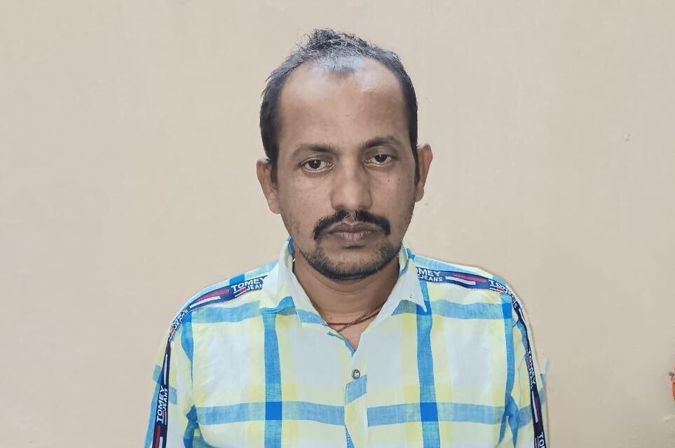 ಲಂಚ ಸ್ವೀಕರಿಸುತ್ತಿದ್ದಾಗ ಲೋಕಾಯುಕ್ತರ ಬಲೆಗೆ ಬಿದ್ದ ಲೆಕ್ಕ ಪರಿಶೋಧಕ