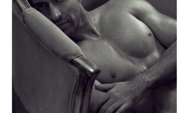 ನಗ್ನ ಪೋಸ್ ನೀಡಿದ ಪಾಕ್ ಕಲಾವಿದ: ನೆಟಿಜನ್ಸ್ ಟ್ರೋಲ್