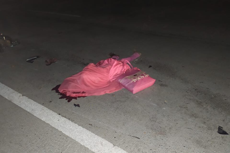 ಬೈಕ್ ಸವಾರನ ಮೇಲೆ ಹರಿದ ಲಾರಿ; ಇಬ್ಬರು ಸ್ಥಳದಲ್ಲೆ ಸಾವು; ಕೊಪ್ಪಳ ಜಾತ್ರೆಯಿಂದ ವಾಪಸಾಗುತ್ತಿದ್ದ ವೇಳೆ ನಡೆದ ಘಟನೆ