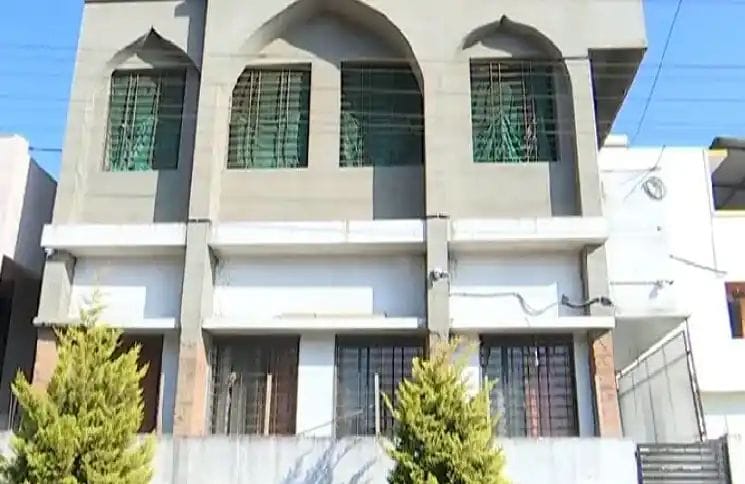 ಅಕ್ರಮವಾಗಿ ನಿರ್ಮಾಣಗೊಂಡಿರುವ  ಫಾತೀಮಾ ಮಸೀದಿಗೆ ಬೀಗ ಹಾಕಿದ ಮಹಾನಗರ ಪಾಲಿಕೆ