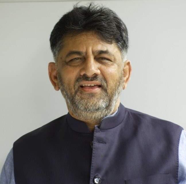 ರಮೇಶ್ ಜಾರಕಿಹೊಳಿ ಮಾನಸಿಕ ಸ್ಥಿಮಿತ ಕಳೆದುಕೊಂಡಿದ್ದಾರೆ: ಡಿಕೆ ಶಿವಕುಮಾರ್