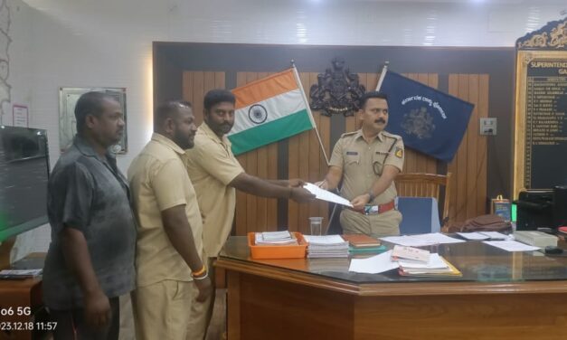 ಪರಿಶಿಷ್ಟ ಜಾತಿಯ ಆಟೋ ಚಾಲಕರ ಮೇಲೆ ದೌರ್ಜನ್ಯ: ಜಿಲ್ಲಾ ಪೊಲೀಸ್ ವರಿಷ್ಠಾಧಿಕಾರಿಗಳಿಗೆ ದೂರು