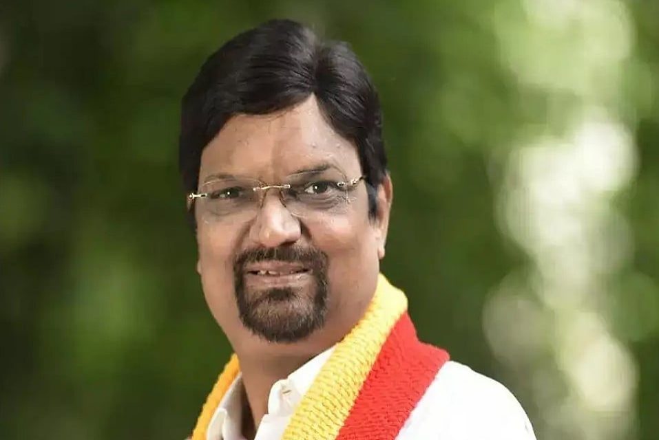 ಕನ್ನಡ ಸಾಹಿತ್ಯ ಪರಿಷತ್ ಅಧ್ಯಕ್ಷ ಡಾ. ಮಹೇಶ್ ಜೋಶಿ ಅವರ ರಾಜ್ಯ ಸಚಿವ ಸ್ಥಾನಮಾನ ರದ್ದು