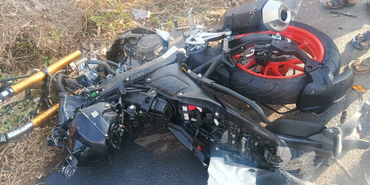 ಹೊಸ ಬೈಕ್ ಖರೀದಿಸಿ ಊರಿಗೆ ಹೊರಟಿದ್ದ ಇಬ್ಬರು ಯುವಕರ ದುರಂತ ಅಂತ್ಯ