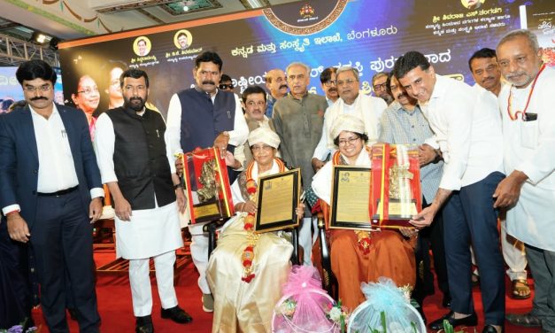 ಬಾನು ಮುಷ್ತಾಕ್ , ದೀಪಾ ಬಾಸ್ತಿ ಅವರಿಗೆ 10 ಲಕ್ಷ ಪುರಸ್ಕಾರ ಘೋಷಿಸಿದ ಸಿಎಂ