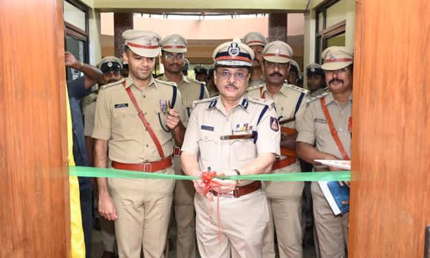 ಗದಗ ಪೊಲೀಸರ ಕರ್ತವ್ಯಕ್ಕೆ ‘ಡಿಜಿಪಿ’ ಪ್ರಶಂಸೆ: ಡಾ. ಎಂ.ಎ. ಸಲೀಂ ಅವರಿಂದ  ಪ್ರಗತಿ ಪರಿಶೀಲನೆ